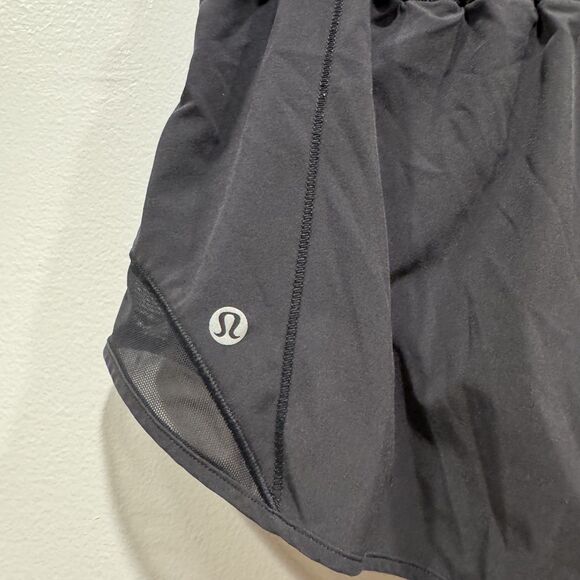 Lululemon Hotty Hot Short II Lined Running Workout 2.5 in Black W7ARKR Women 8 - Picture 3 of 7